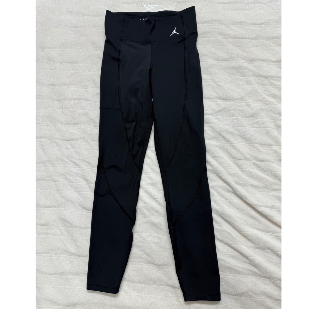 Jordan Women Black Tight Fit Leggings Pants‎ Size S Pockets Dri Fit